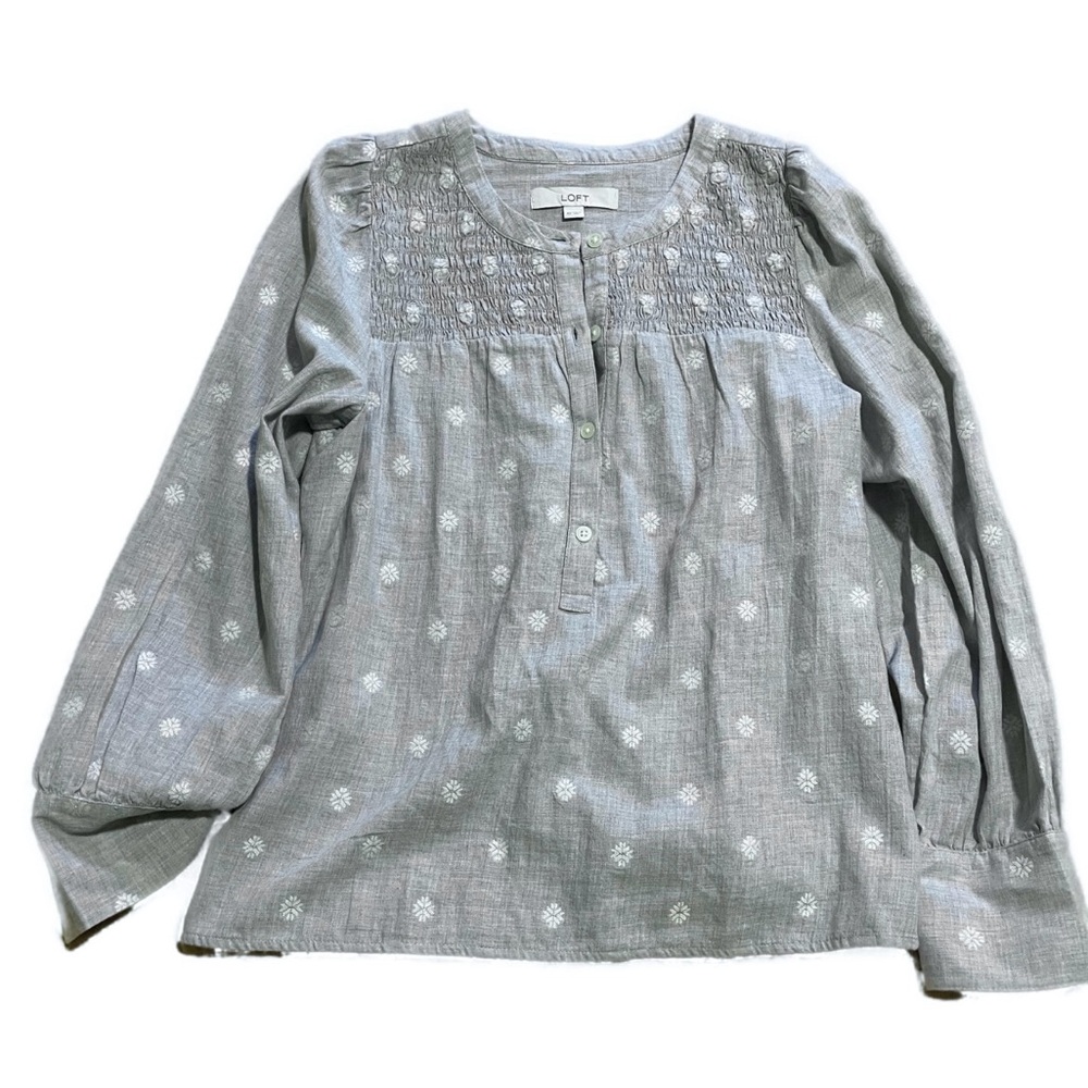 Gray blouse with white accents